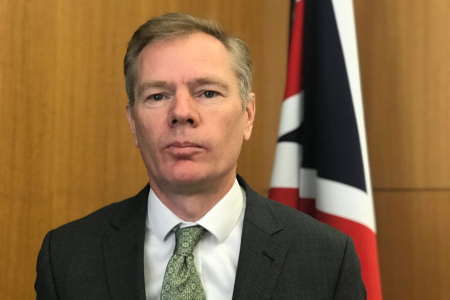 السفير البريطاني يدين الحادث الإرهابي في أهواز