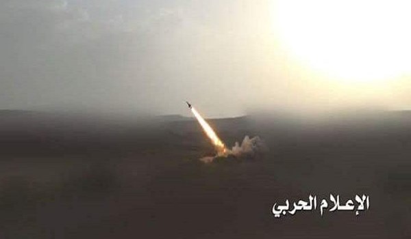 اليمن…صاروخ “زلزال1” يدك تجمعات المرتزقة قبالة نجران