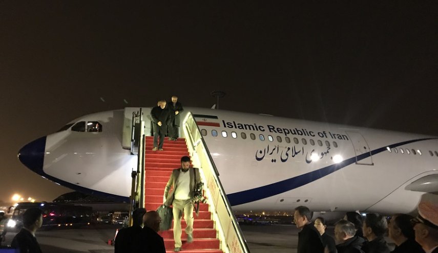 رئيس مجلس الشورى الاسلامي يصل الى بكين