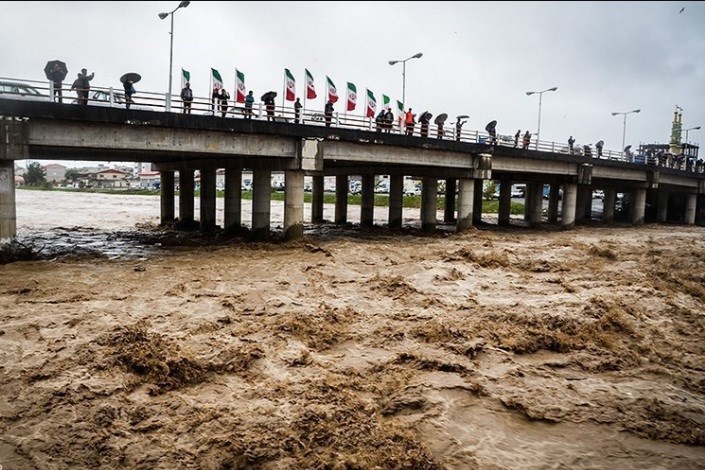 هطول الامطار الغزیرة فاجأ الشعب الایرانی فی العام الجدید