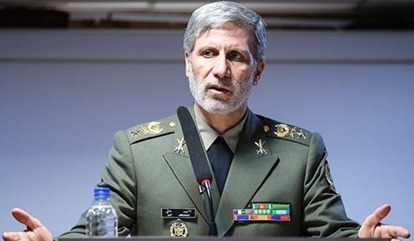 وزير الدفاع الايراني: قواتنا المسلحة من خلال تقسيم مهامها احتوت ازمة السيول جيدا