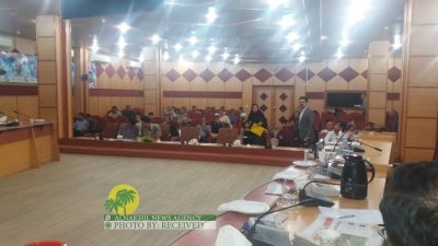 لقاء عام يجمع رئيس شورى بلدية مدينة الأهواز مع المواطنين