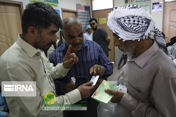 تقديم خدمات علاجية مجانية لاهالي قرية رغيوه شمال خوزستان