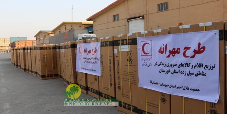 توزيع 2000 حزمة من الأجهزة المنزلية بين ضحايا الفيضانات في خوزستان