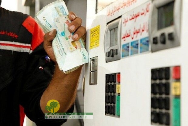 البرلمان الايراني ينذر روحاني بتوجيه السؤال حول وعوده فيما يخص بارتفاع سعر البنزين