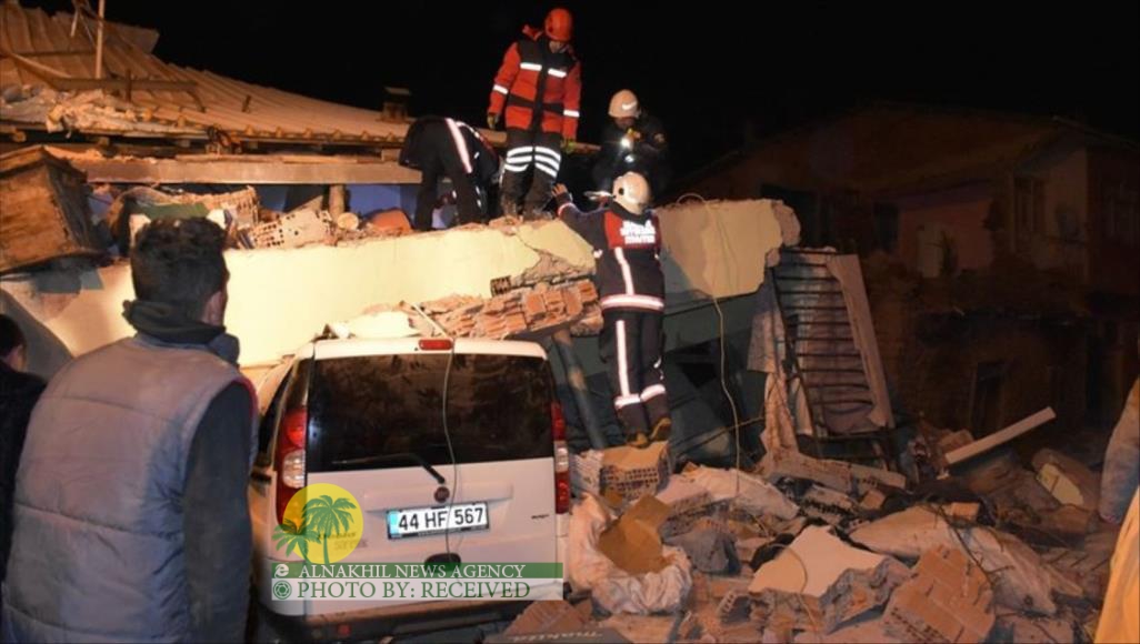 زلزال تركيا.. 18 قتيلا والبحث مستمر عن مفقودين تحت الأنقاض