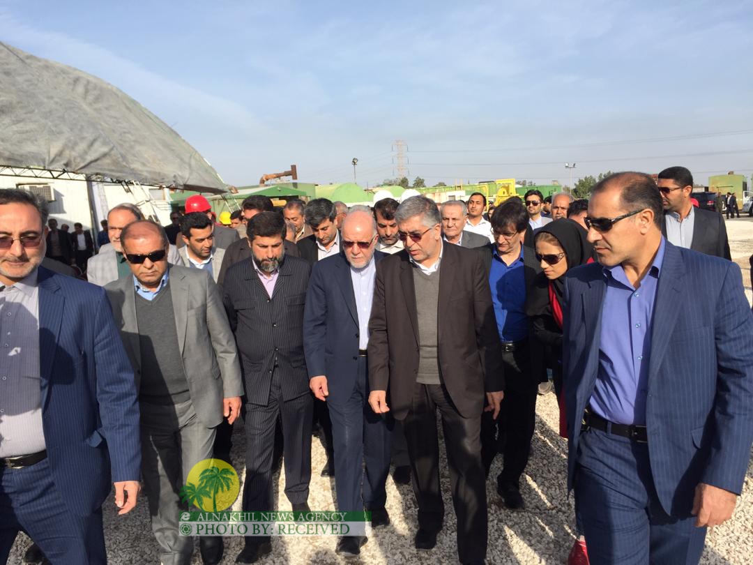 وزيرالنفط بيجن زنغنة يزور منصة فتح ٧٢ لحفرآبارالنفط المصنعة داخليا في الاهواز ويشيد بتطورالتصنيع في خوزستان