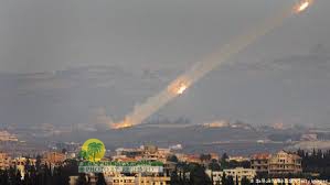 سماع دوي انفجارات في سماء دمشق الدفاعات الجوية السورية تتصدى لأهداف معادية في سماء محيط دمشق (سانا)