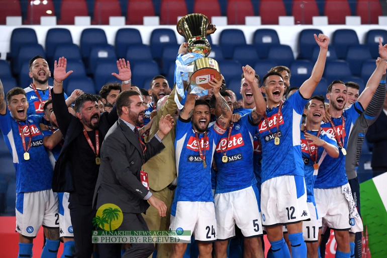 نابولي يتوج بكأس إيطاليا على حساب يوفنتوس