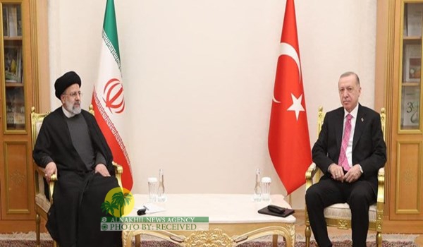 خلال لقائه اردوغان .. رئيسي: تطوير العلاقات بين طهران وأنقرة يخدم مصالح الشعبين والاستقرار الإقليمي