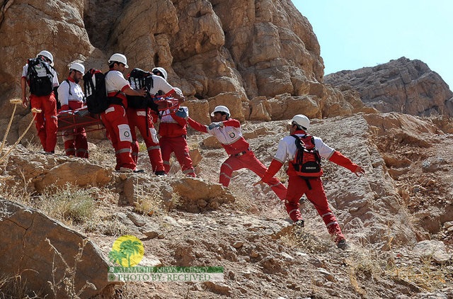 باحثون خوزستانیون یصممون نظام الإنقاذ الذكي في الجبال