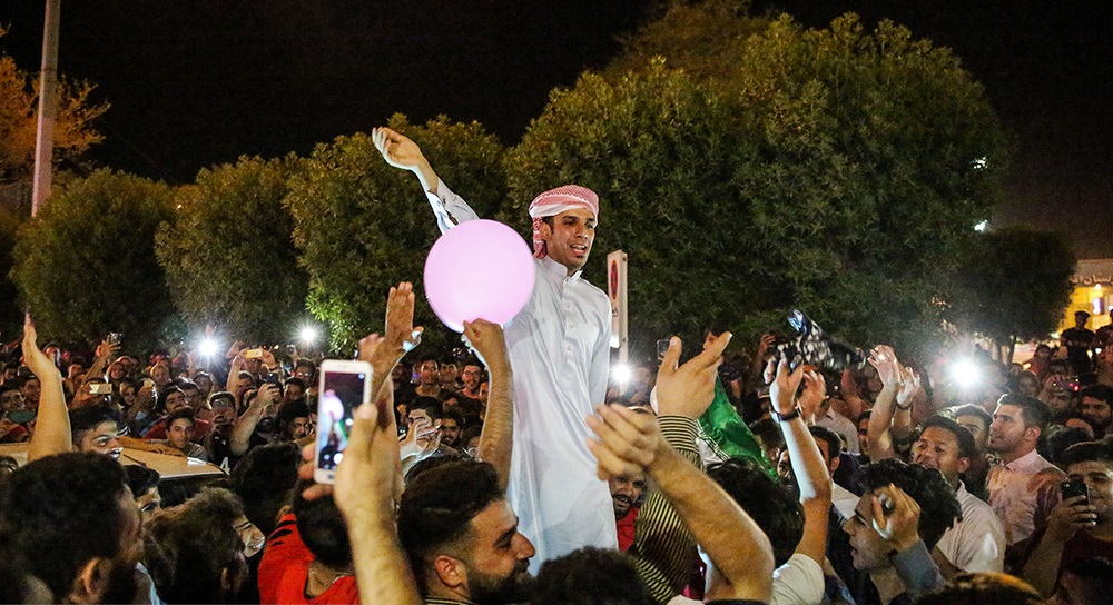 احتفالات شعبية في خوزستان ابتهاجاً بفوز المنتخب الإيراني ضد ويلز