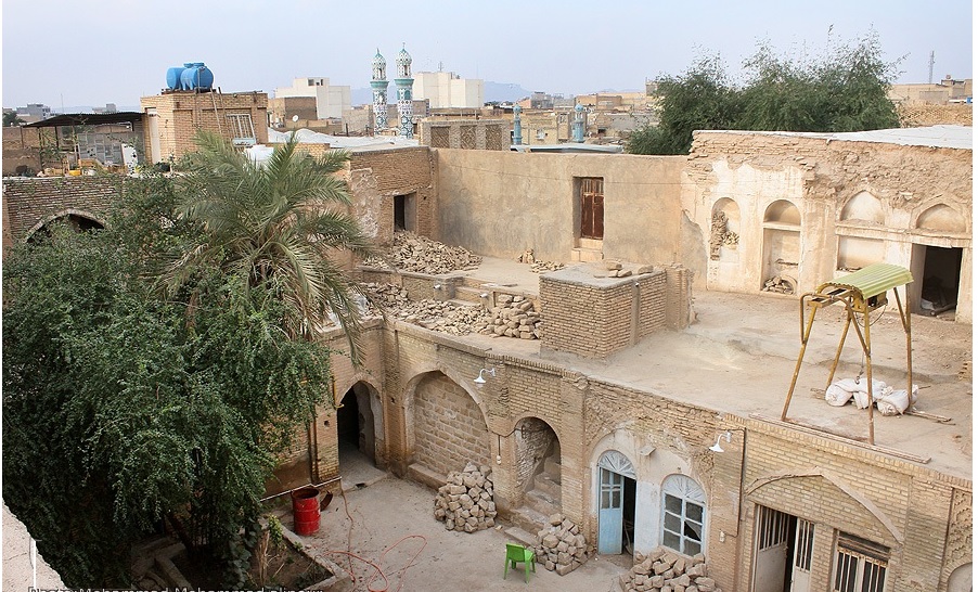 بيت “الشيخ جعفر التستري” احد المباني التاريخية