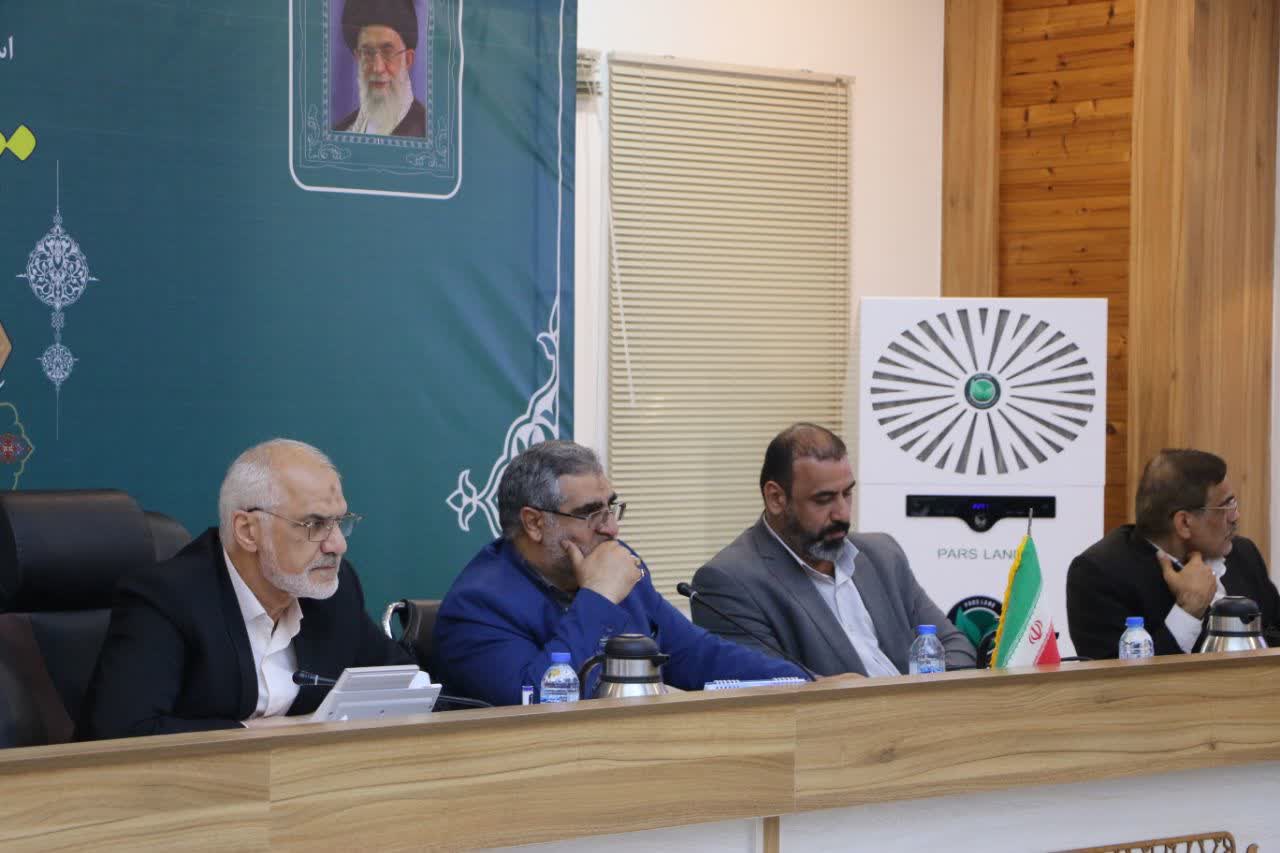 محافظ خوزستان: يجب استخدام كل القدرات لتحسين وضع التعليم في المحافظة