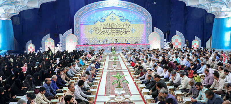 تلاوة القرآن بصورة جماعیة علی قدم وساق في خوزستان