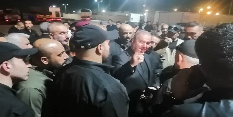 السفير الإيراني ببغداد يتفقد عملية دخول زوار الاربعين عبر منفذ الشلامجة