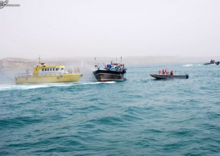 ضبط سفينة تحمل مخدرات في مياه خوزستان