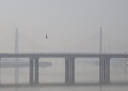 تلوث الجو یتواصل في خوزستان، والسلطات تعلن تعطیل الدروس في 3 مدن