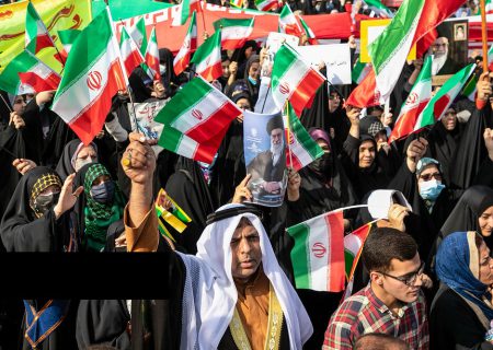 انطلاق مسيرات يوم “مقارعة الاستكبار العالمي” في انحاء خوزستان