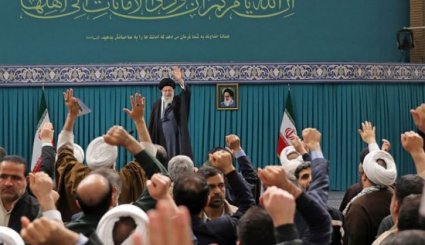 قائد الثورة الاسلامية: الانتخابات هي الركيزة الأساسية للجمهورية الإسلامية