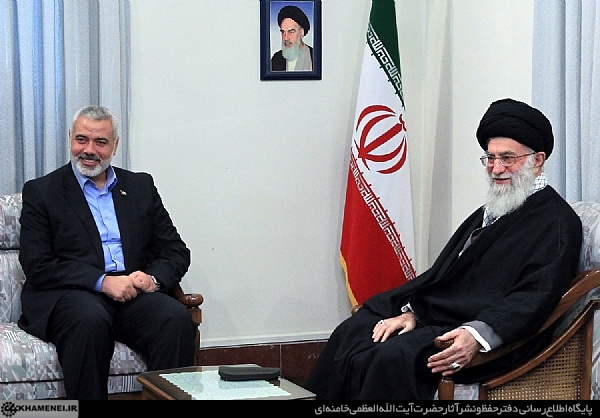 قائد الثورة: الجمهورية الاسلامية الايرانية لن تتردد في دعم فلسطين وغزة + صور