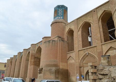 لماذا تم إغلاق مسجد شوشتر التاریخي أمام السياح؟
