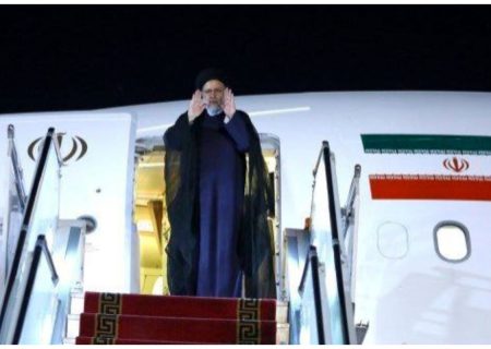رئيس الجمهورية يغادر محافظة خوزستان عائدا الى طهران