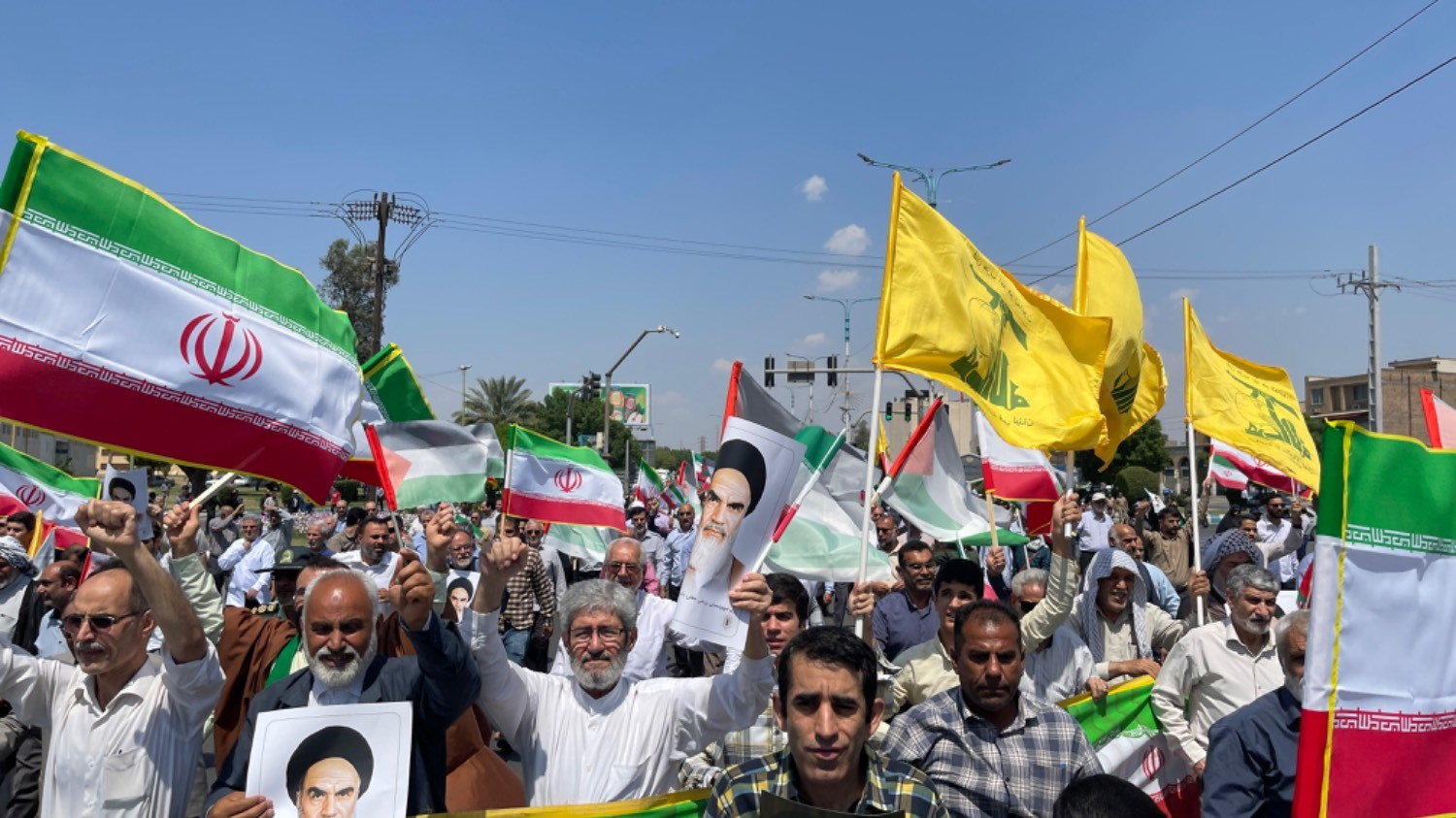 مسيرات حاشدة في خوزستان دعما لعملية الوعد الصادق