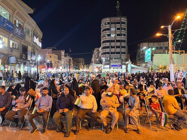 الإحتفالات تتواصل.. المئات يخرجون في خوزستان احتفاءا بعملية الوعد الصادق