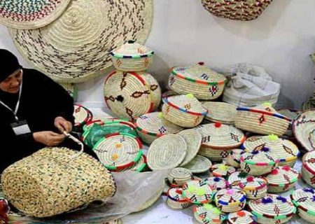 النسج الیدوي.. فن قديم اتقنته نساء خوزستان