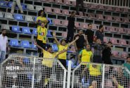 جماهيرآبادان تطالب برحيل نوري.. هل يسمعها النادي؟