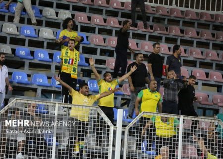 جماهيرآبادان تطالب برحيل نوري.. هل يسمعها النادي؟