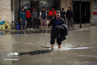 نقاط طفح الصرف الصحي في شوارع الأهواز تهدد المدينة مع اقتراب موسم الأمطار